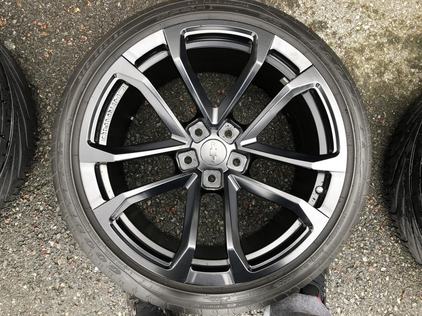 Genuine Chevrolet Camaro ZL1 20” Wheel & Tire Set